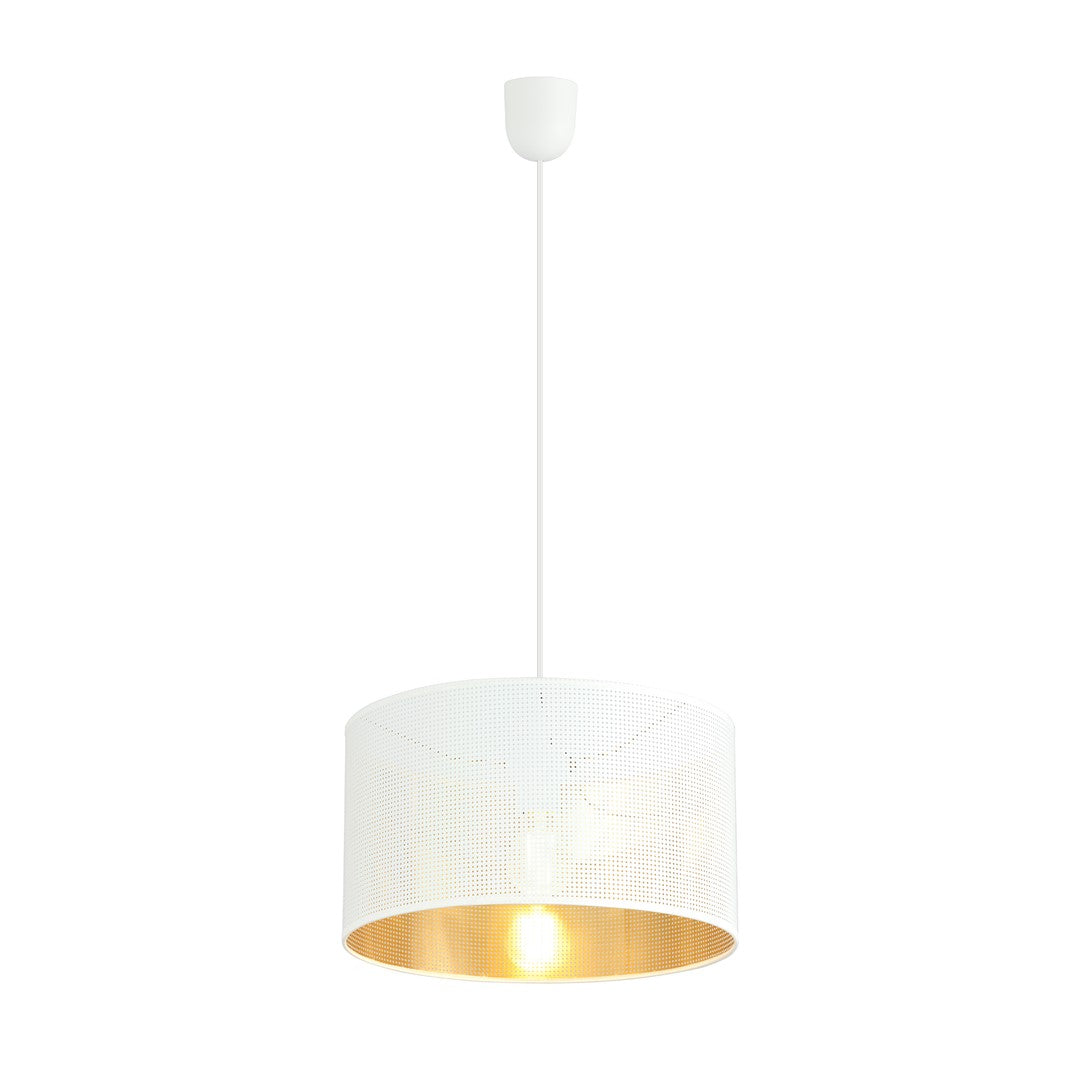 Witte hanglamp met cilindervormige geperforeerde kap en gouden binnenkant, brandend aan een wit snoer en plafondkap
