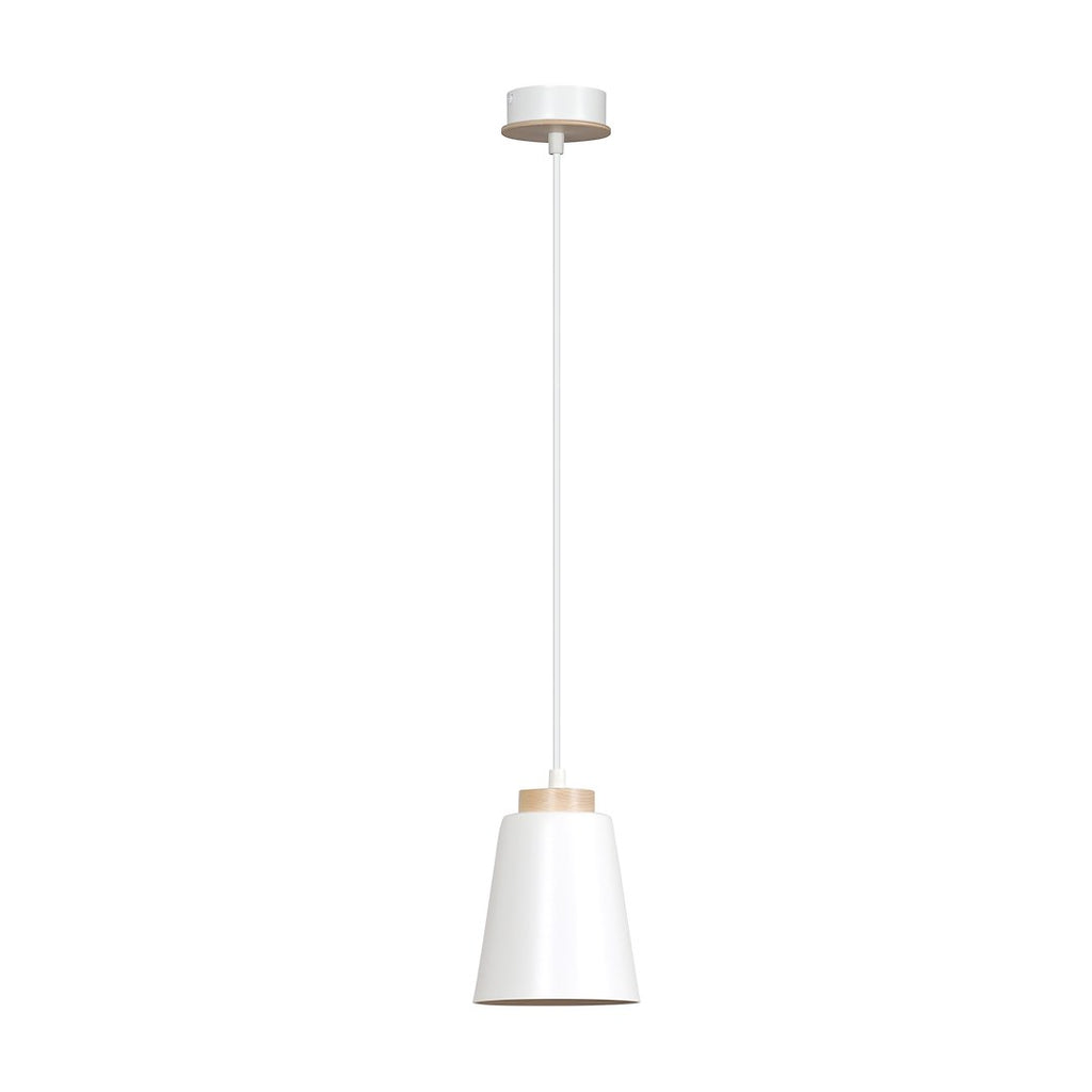 Witte hanglamp met conische kap en houten accent aan een wit snoer, met witte plafondkap met houtrand