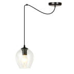 Zwarte hanglamp met transparante glazen kap en brandende lichtbron, met lang zwart snoer en ronde plafondplaat