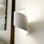 Wandlamp Spiner gepoedercoat staal, modern, wit – 14 x 30 cm, G9 fitting, voor trap, gang en woonkamer