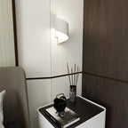 Wandlamp Spiner gepoedercoat staal, modern, wit – 14 x 30 cm, G9 fitting, voor trap, gang en woonkamer