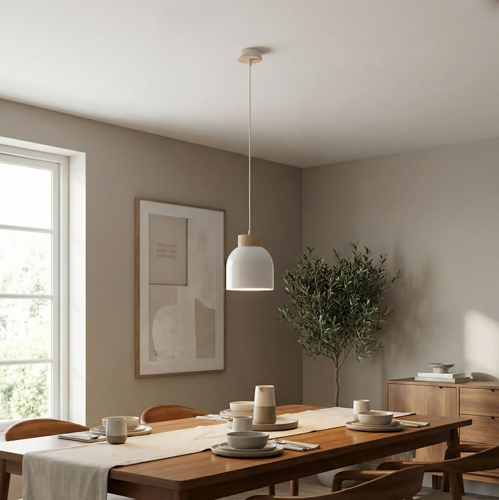 Hanglamp gepoedercoat staal Scandinavisch Vigo wit met houten accent, Ø 18 cm – eettafel en kookeiland