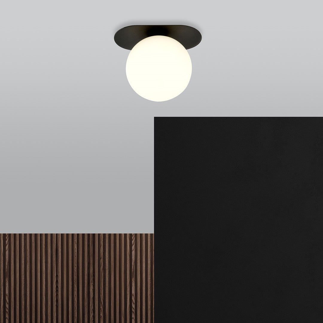 Plafondlamp Plaza gepoedercoat staal en glas, modern, zwart met witte glazen kap Ø 15 cm