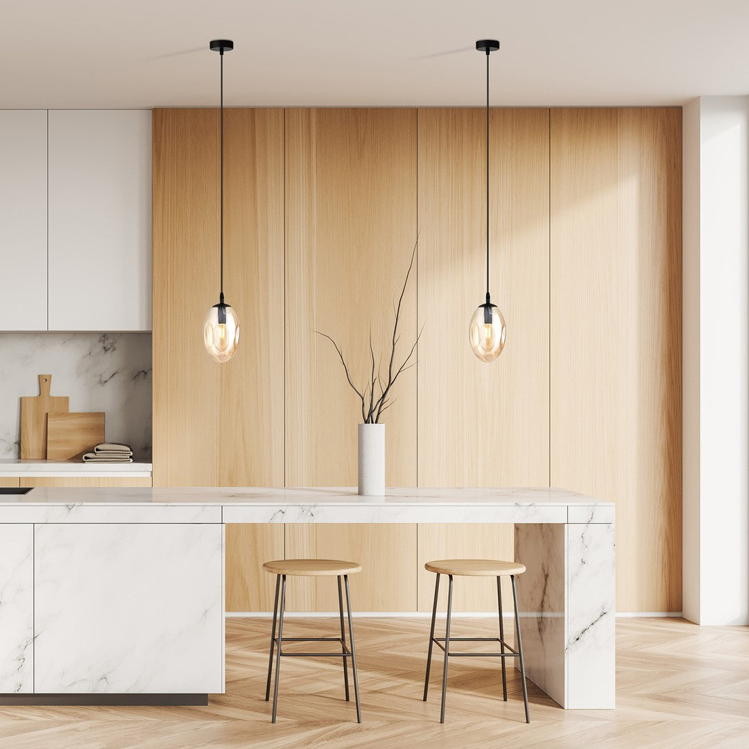Hanglamp gepoedercoat staal en glas Astral, amber kap, zwart armatuur, Ø 12 cm, E14, woonkamer en hal