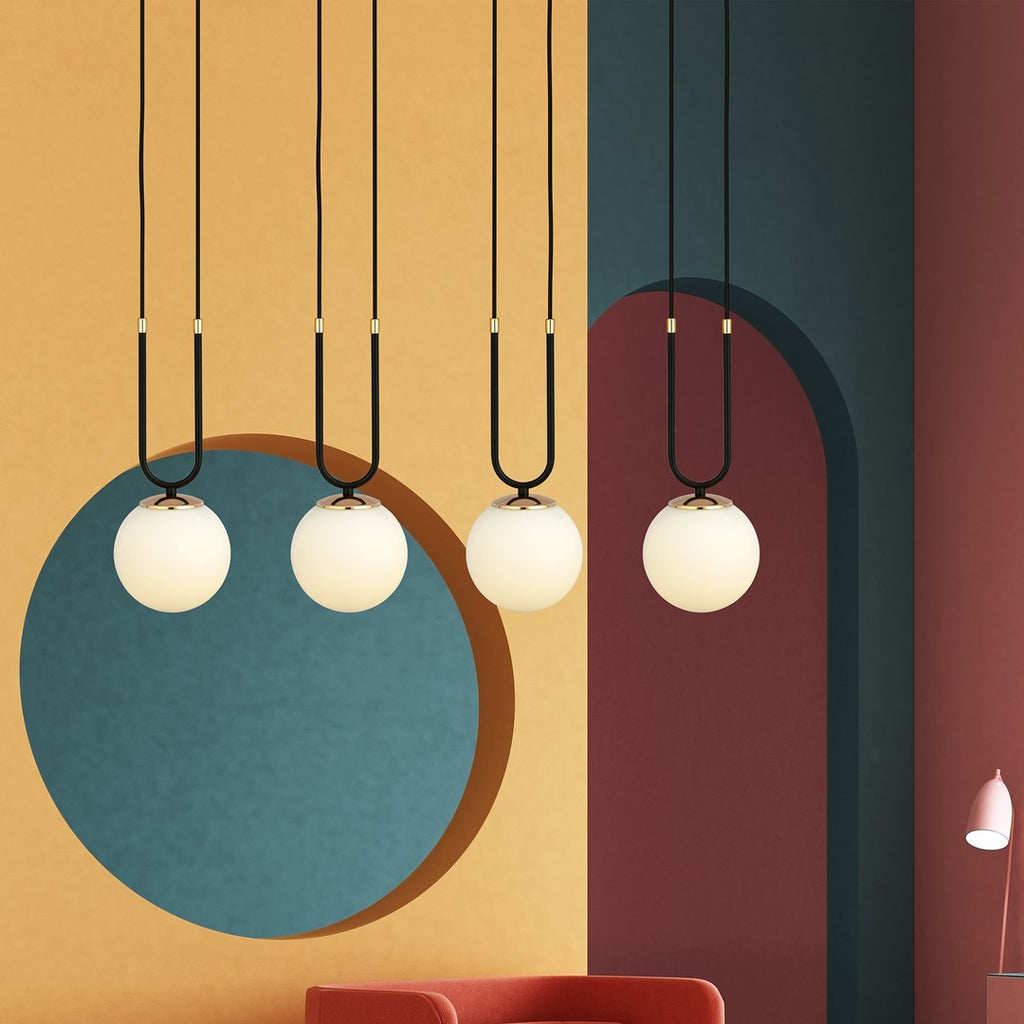 Hanglamp Glam gepoedercoat staal en glas, retro, zwart met witte glazen kappen, 4 fittingen E14, eetkamer en woonkamer