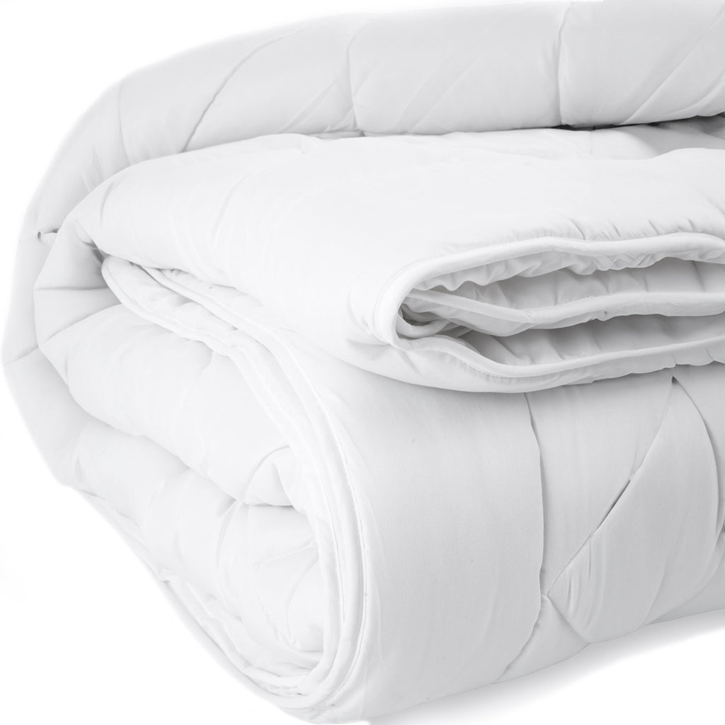 Dekbed 4-seizoenen micropercal polyester wit 240 x 220 cm, tweedelig met drukknopen voor de slaapkamer