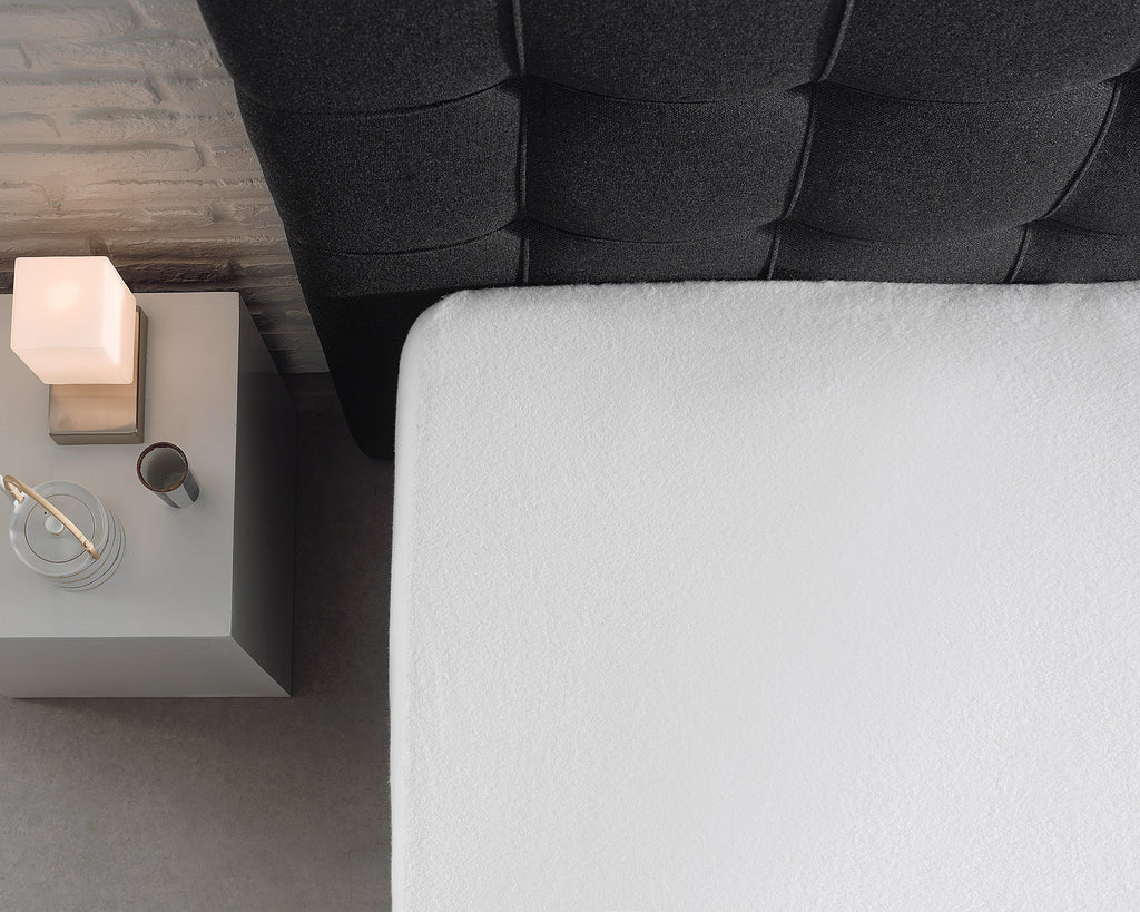 Hoeslaken molton katoen wit 180 x 200/220 cm, hoekhoogte 30 cm, vochtabsorberend