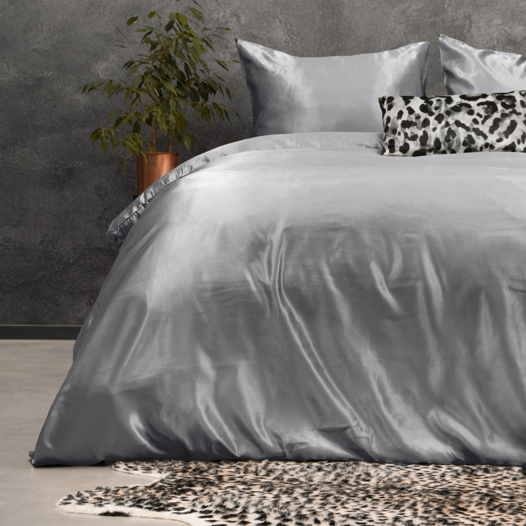 Dekbedovertrek micropercal satijn Beauty Skin Care zilver 140 x 220 cm, met 2 kussenslopen 60 x 70 cm