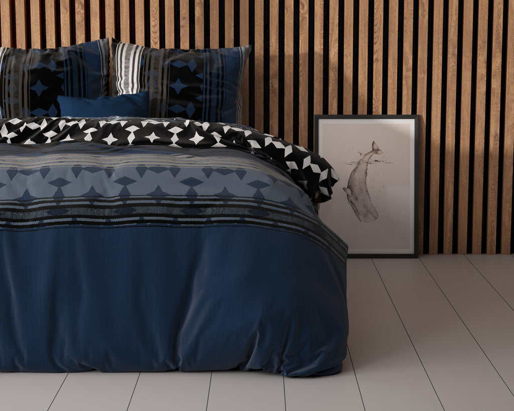 Dekbedovertrek micropercal katoen marineblauw met grafische print 240 x 220 cm, met 2 kussenslopen 60 x 70 cm