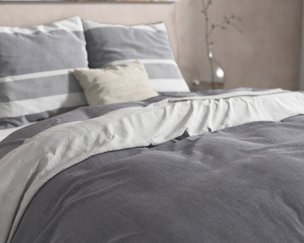Dekbedovertrek flanel katoen Skylar antraciet 240 x 220 cm, met kussenslopen 60 x 70 cm