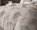 Dekbedovertrek katoen/polyester Jayda taupe met palmbladeren 240 x 220 cm, met 2 kussenslopen 60 x 70 cm