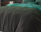 Dekbedovertrek katoen polyester Bowen groen met grafisch goudkleurig patroon 240 x 220 cm, met 2 kussenslopen