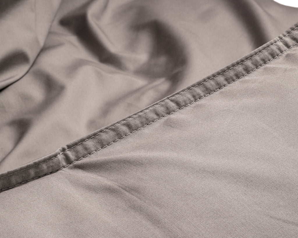 Dekbedovertrek Egyptisch katoen perkal T200 effen taupe 200 x 200/260 cm, met hotelsluiting kussenslopen 80 x 80 cm