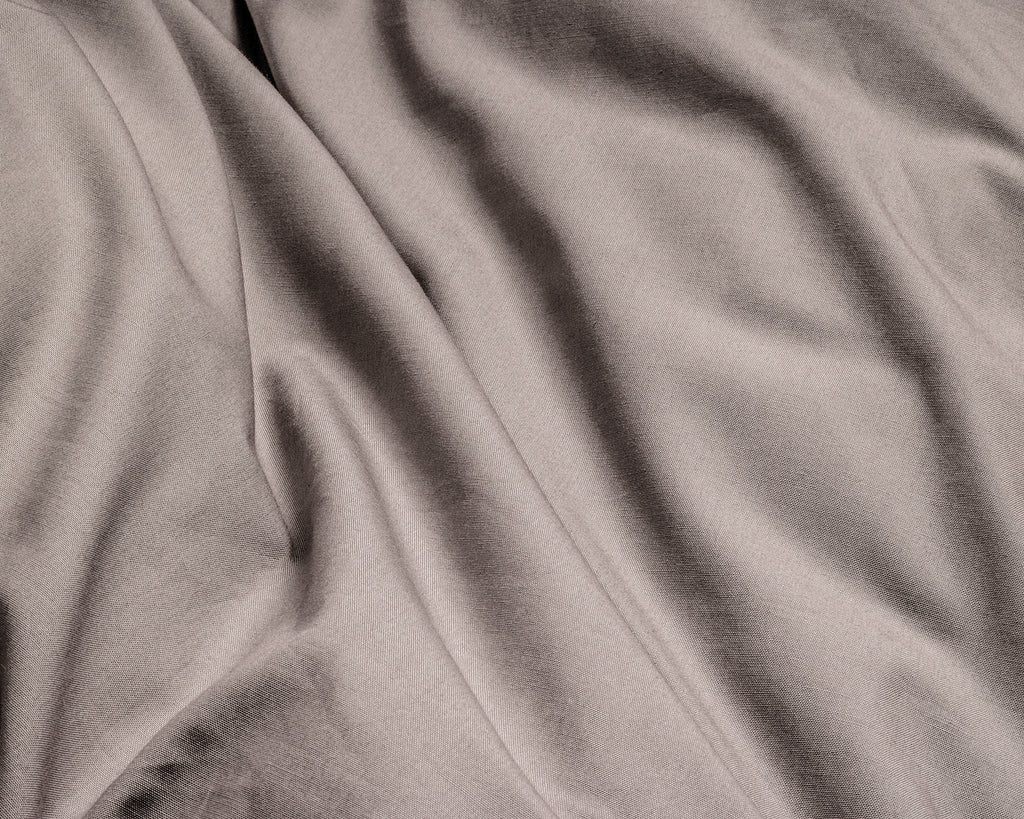 Dekbedovertrek Egyptisch katoen perkal T200 effen taupe 200 x 200/260 cm, met hotelsluiting kussenslopen 80 x 80 cm