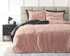Dekbedovertrek fluweel effen roze 140 x 220 cm, met 1 kussensloop 60 x 70 cm voor de slaapkamer