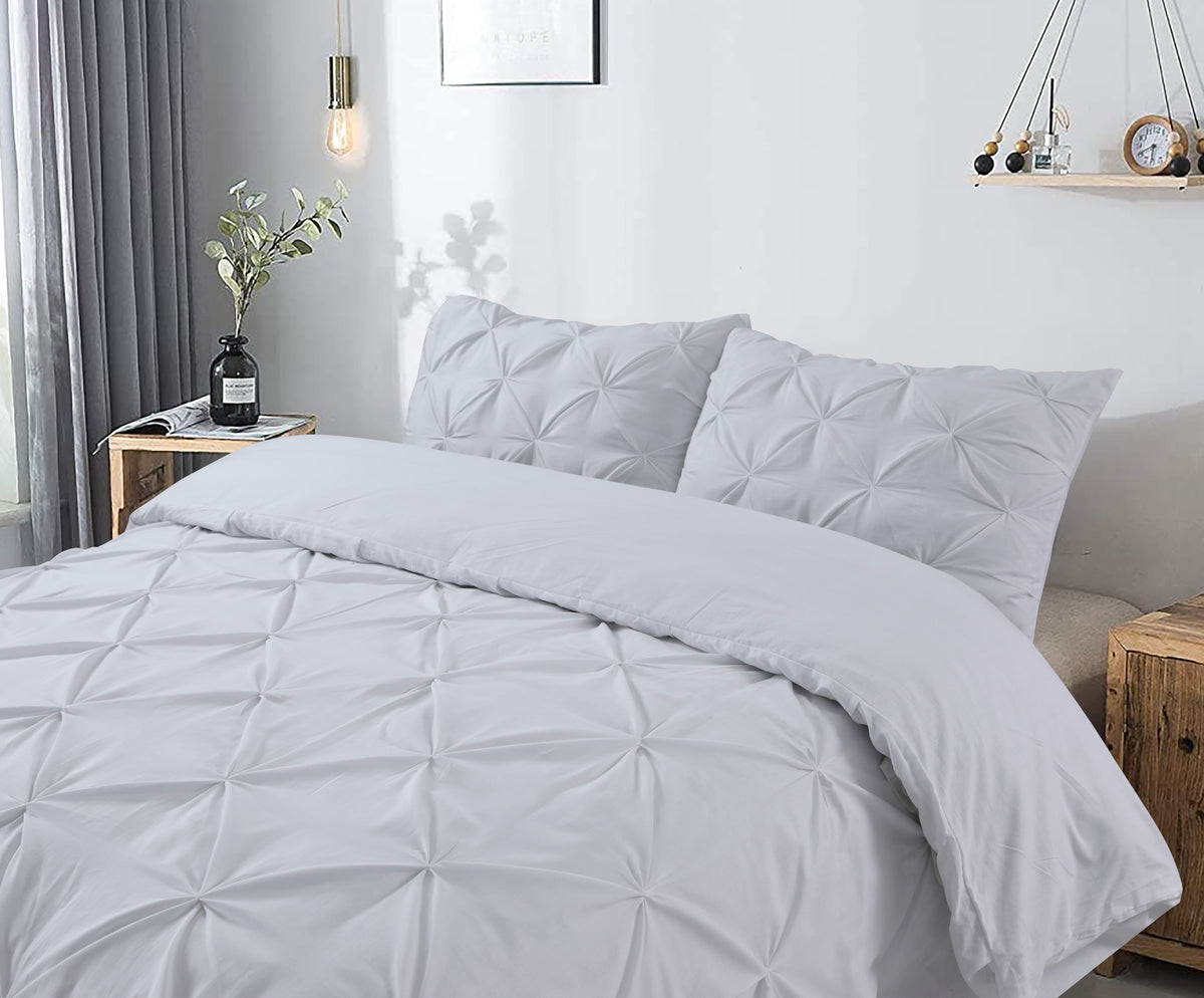 Dekbedovertrek katoen pintuck Salvador wit 200 x 220 cm, met kussenslopen 60 x 70 cm