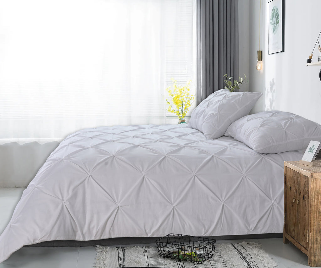 Dekbedovertrek katoen pintuck Salvador wit 240 x 220 cm, met kussenslopen 60 x 70 cm