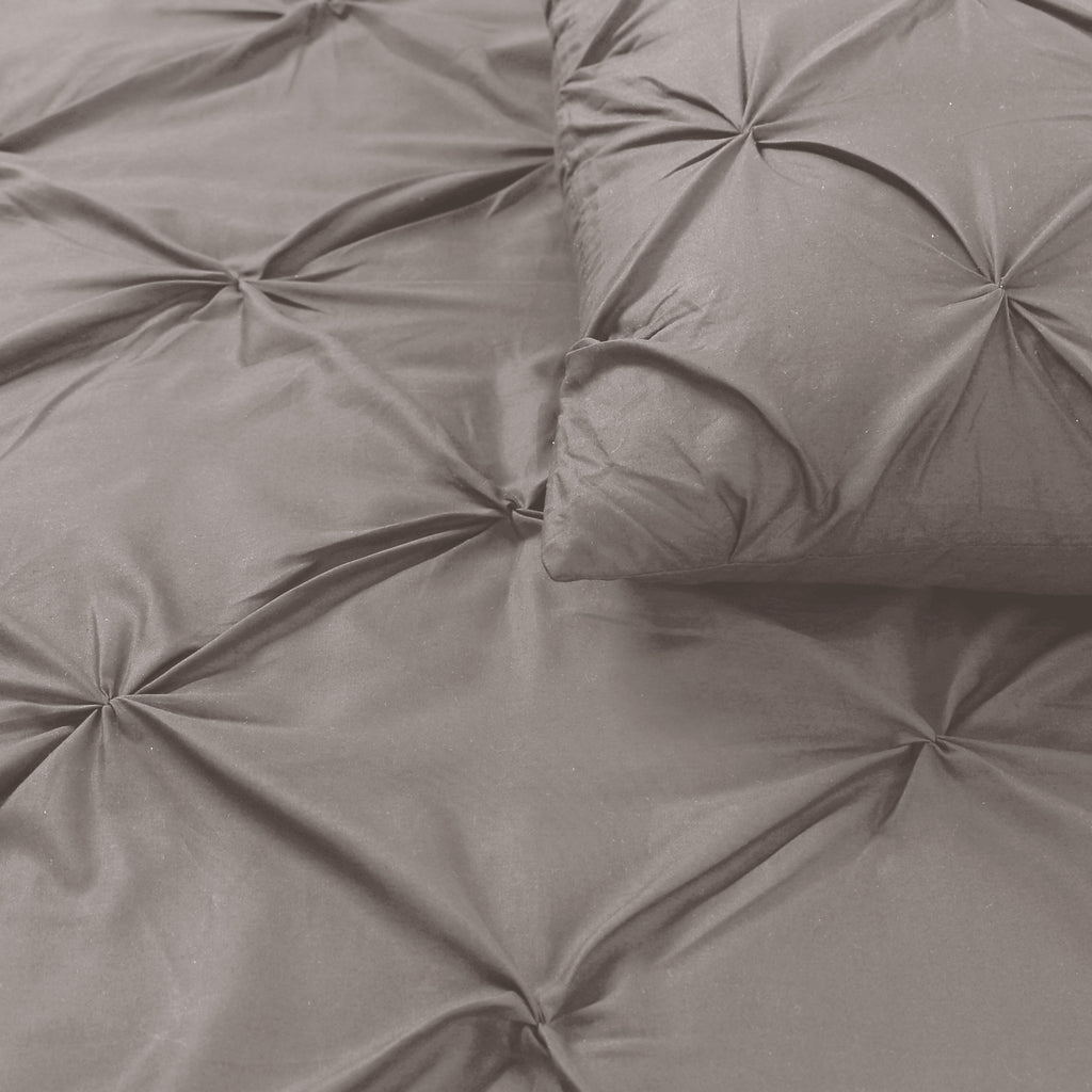 Dekbedovertrek katoen pintuck Salvador taupe 200 x 220 cm, met 2 kussenslopen 60 x 70 cm