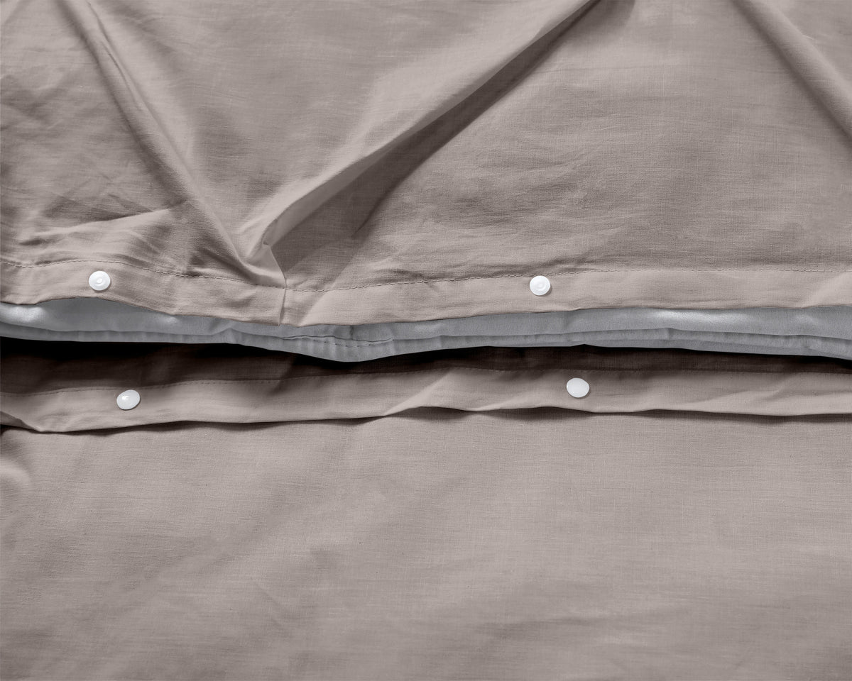 Dekbedovertrek katoen pintuck Salvador taupe 240 x 220 cm, met 2 kussenslopen 60 x 70 cm