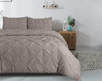 Dekbedovertrek katoen pintuck Salvador taupe 240 x 220 cm, met 2 kussenslopen 60 x 70 cm