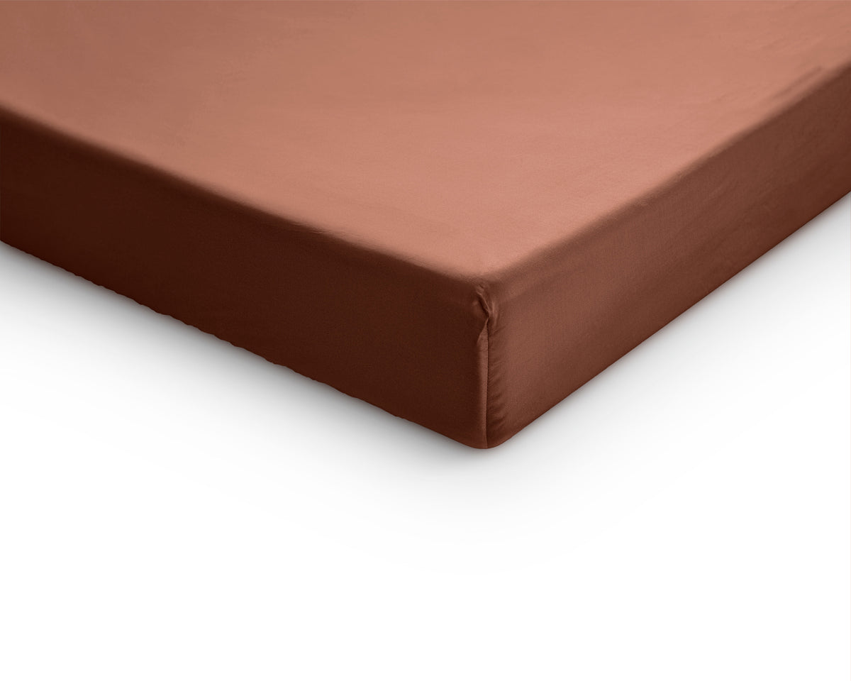 Topperhoeslaken katoensatijn bruin 180 x 220 cm, hoekhoogte 15 cm, voor slaapkamer