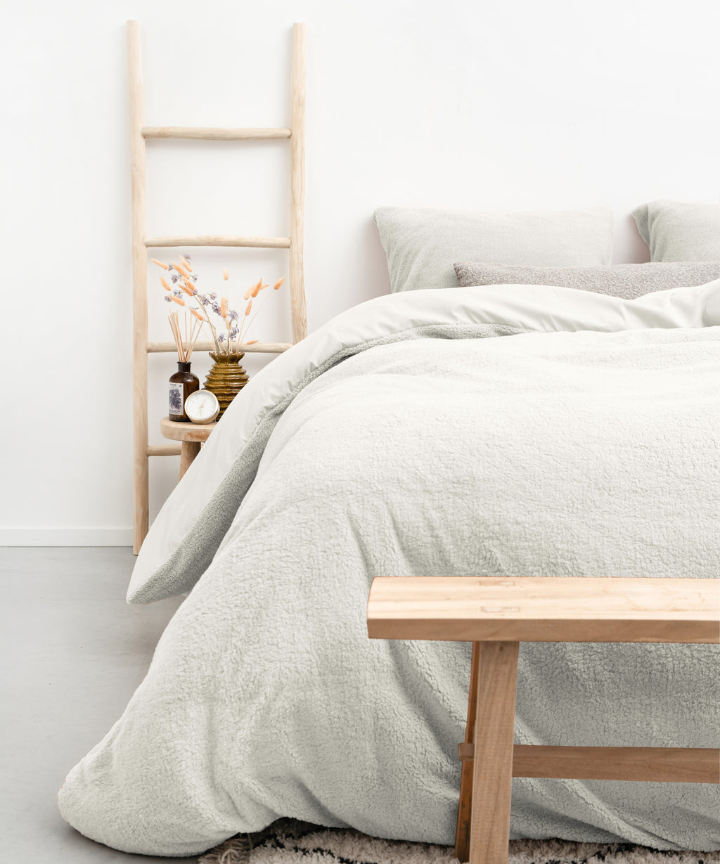 Dekbedovertrek teddy polyester wit 140 x 220 cm, met 1 kussensloop, zacht en warm voor de slaapkamer