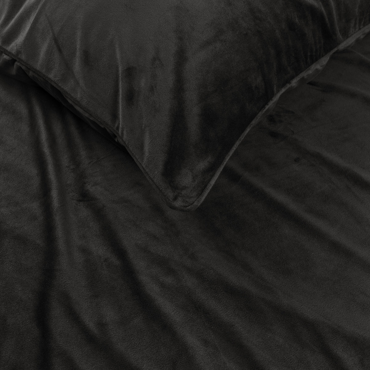 Dekbedovertrek fluweel polyester zwart met fluwelen paspel 240 x 220 cm, met kussenslopen, slaapkamer