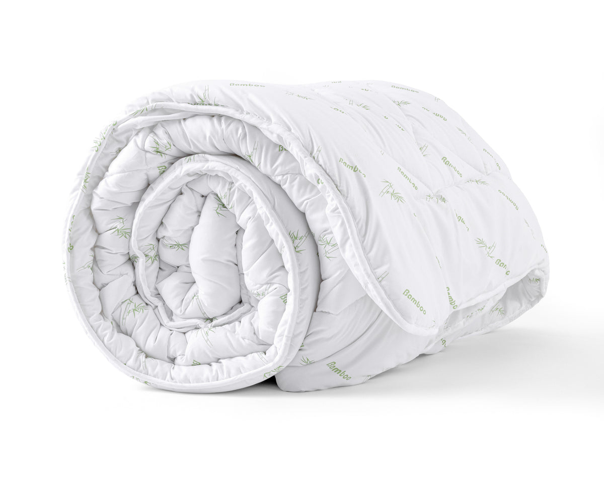 Dekbed polyester bamboe touch wit 240 x 200 cm, holle vezelvulling, warmteklasse 2