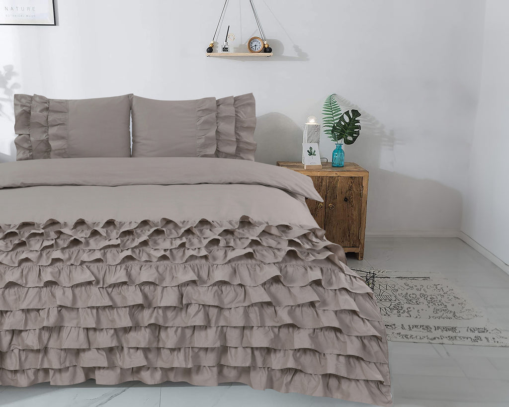 Dekbedovertrek percale katoen Cyprus taupe met ruches 140 x 220 cm, met kussensloop 60 x 70 cm
