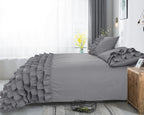 Dekbedovertrek percale katoen T144 Cyprus met ruches grijs 200 x 220 cm, met 2 kussenslopen 60 x 70 cm