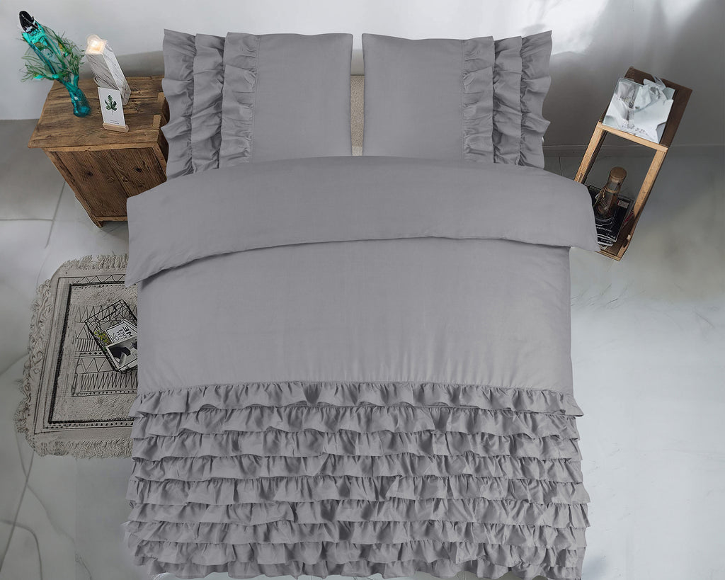 Dekbedovertrek percale katoen T144 Cyprus met ruches grijs 200 x 220 cm, met 2 kussenslopen 60 x 70 cm