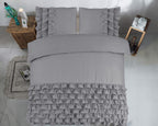 Dekbedovertrek percale katoen T144 Cyprus met ruches grijs 200 x 220 cm, met 2 kussenslopen 60 x 70 cm