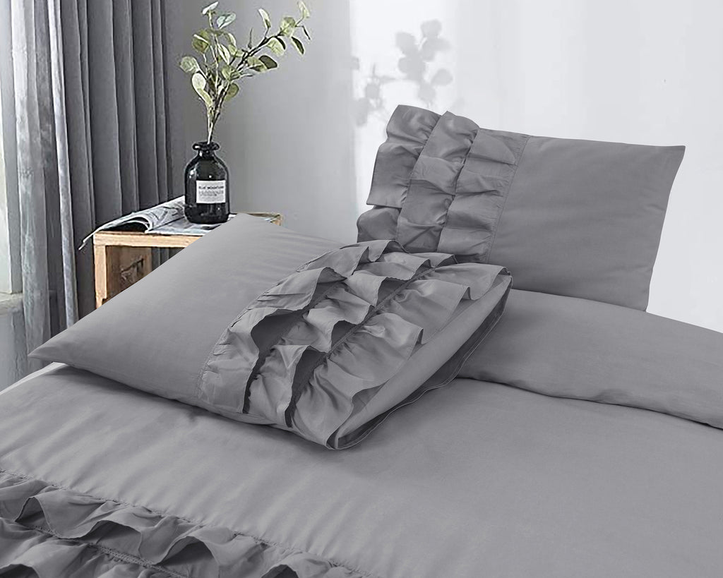 Dekbedovertrek percale katoen T144 Cyprus met ruches grijs 200 x 220 cm, met 2 kussenslopen 60 x 70 cm