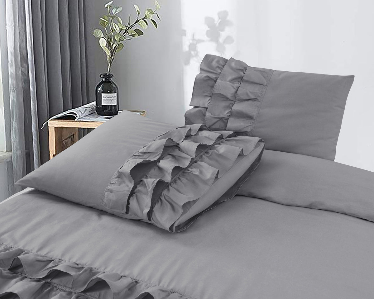 Dekbedovertrek percale katoen T144 Cyprus met ruches grijs 200 x 220 cm, met 2 kussenslopen 60 x 70 cm