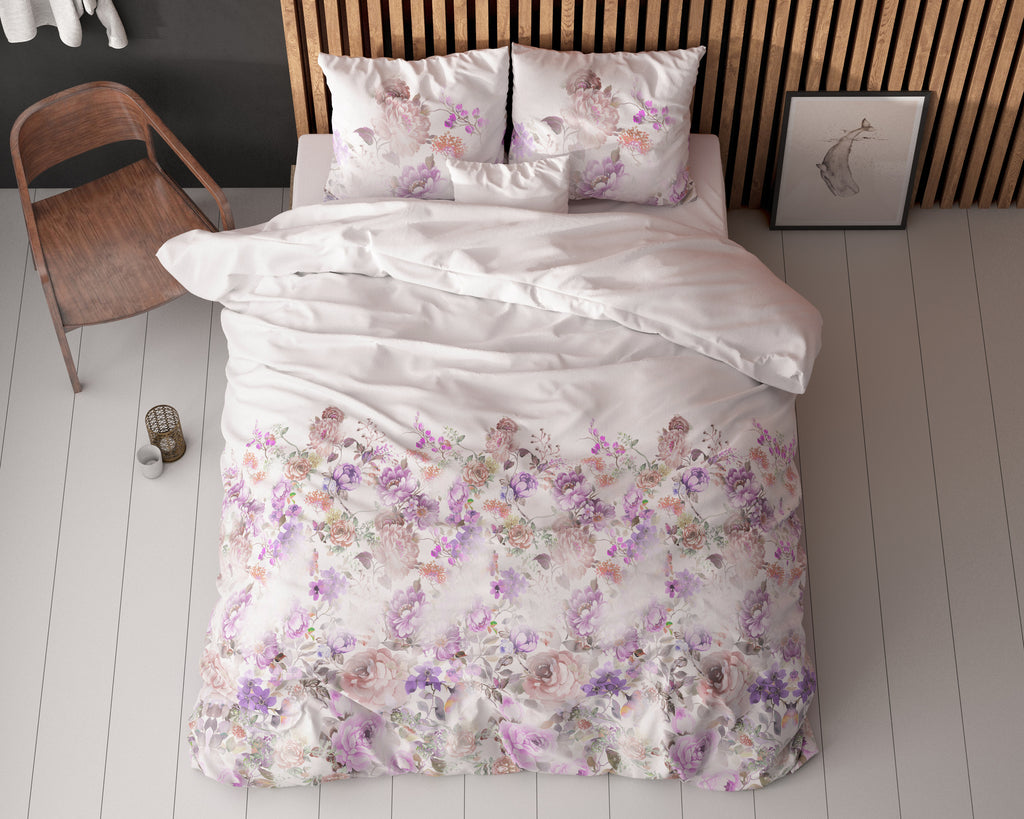 Dekbedovertrek katoen-polyester Jenice bloemendessin roze op witte ondergrond 240 x 220 cm, met kussensloop