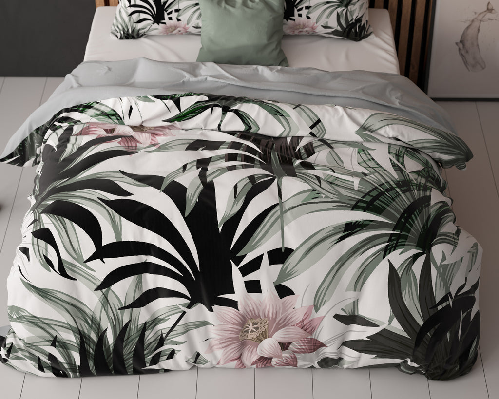 Dekbedovertrek microvezel wit met bladprint en roze bloemen 240 x 220 cm, met 2 kussenslopen 60 x 70 cm