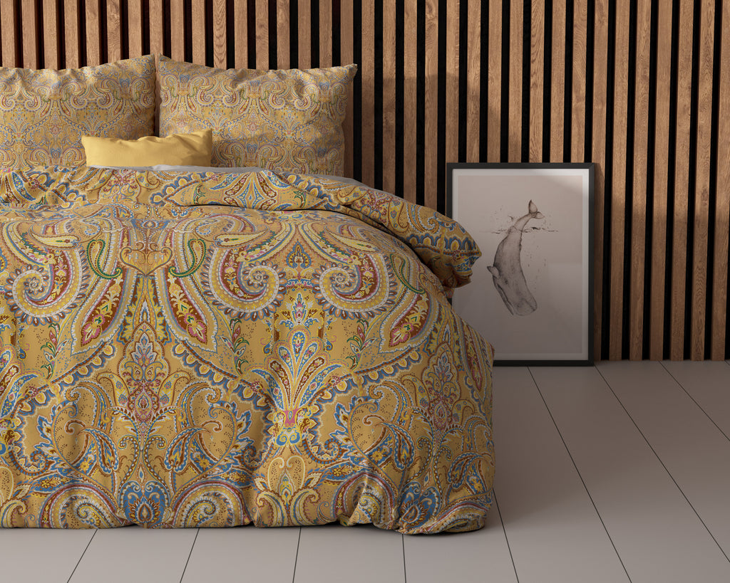 Dekbedovertrek microvezel goud paisley print 240 x 220 cm, met 2 kussenslopen 60 x 70 cm