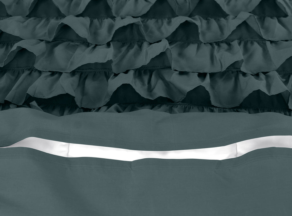 Dekbedovertrek percale katoen T144 Cyprus groen met ruches 140 x 220 cm, met 2 kussenslopen 60 x 70 cm