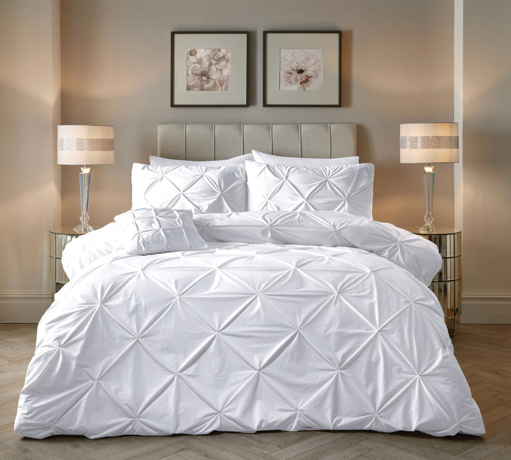 Dekbedovertrek fluweel pintuck wit 140 x 220 cm, met 1 kussensloop 60 x 70 cm voor de slaapkamer