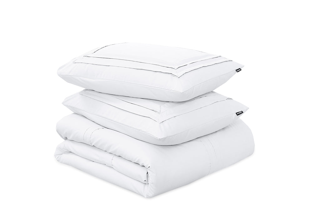 Dekbedovertrek micropercale wit 240 x 220 cm, met 2 kussenslopen 60 x 70 cm en drukknopen