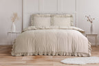 Dekbedovertrek microvezel taupe met ruches 140 x 220 cm, met 2 kussenslopen 60 x 70 cm