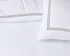 Dekbedovertrek Brata katoen percale wit met grijze rand, 140 x 200/260 cm, kussenslopen met hotelsluiting