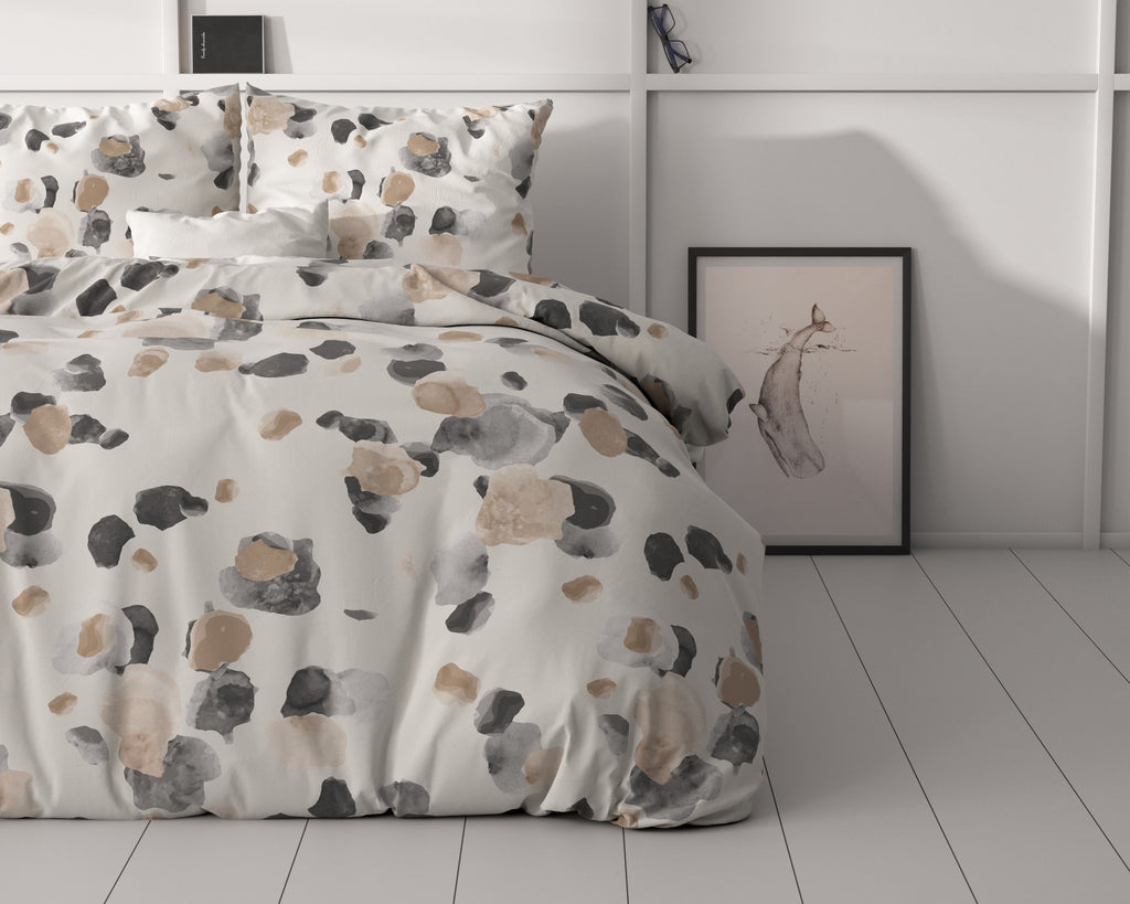 Dekbedovertrek gestipt zand 200 x 220 cm, ecru met grijze en beige stippen voor de slaapkamer