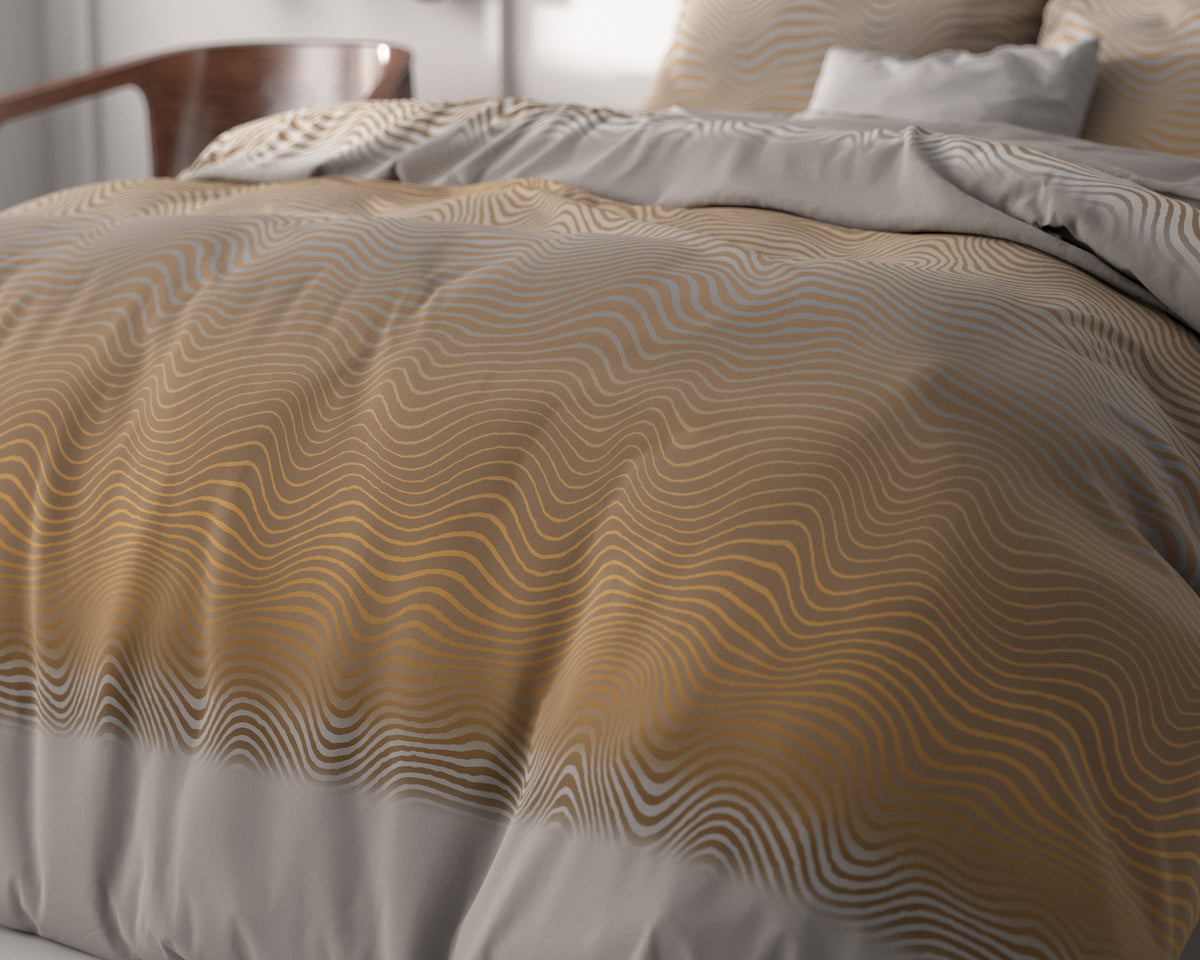 Dekbedovertrek Boyd oranje met golvend lijnenpatroon en taupe achterzijde 240 x 220 cm