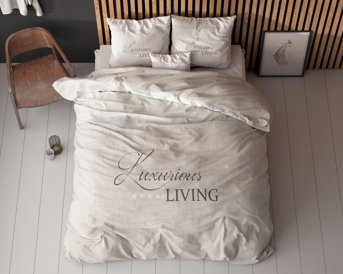 Dekbedovertrek Luxueus Wonen zand 240 x 200/220 cm, met tekstprint Luxurious Living voor de slaapkamer