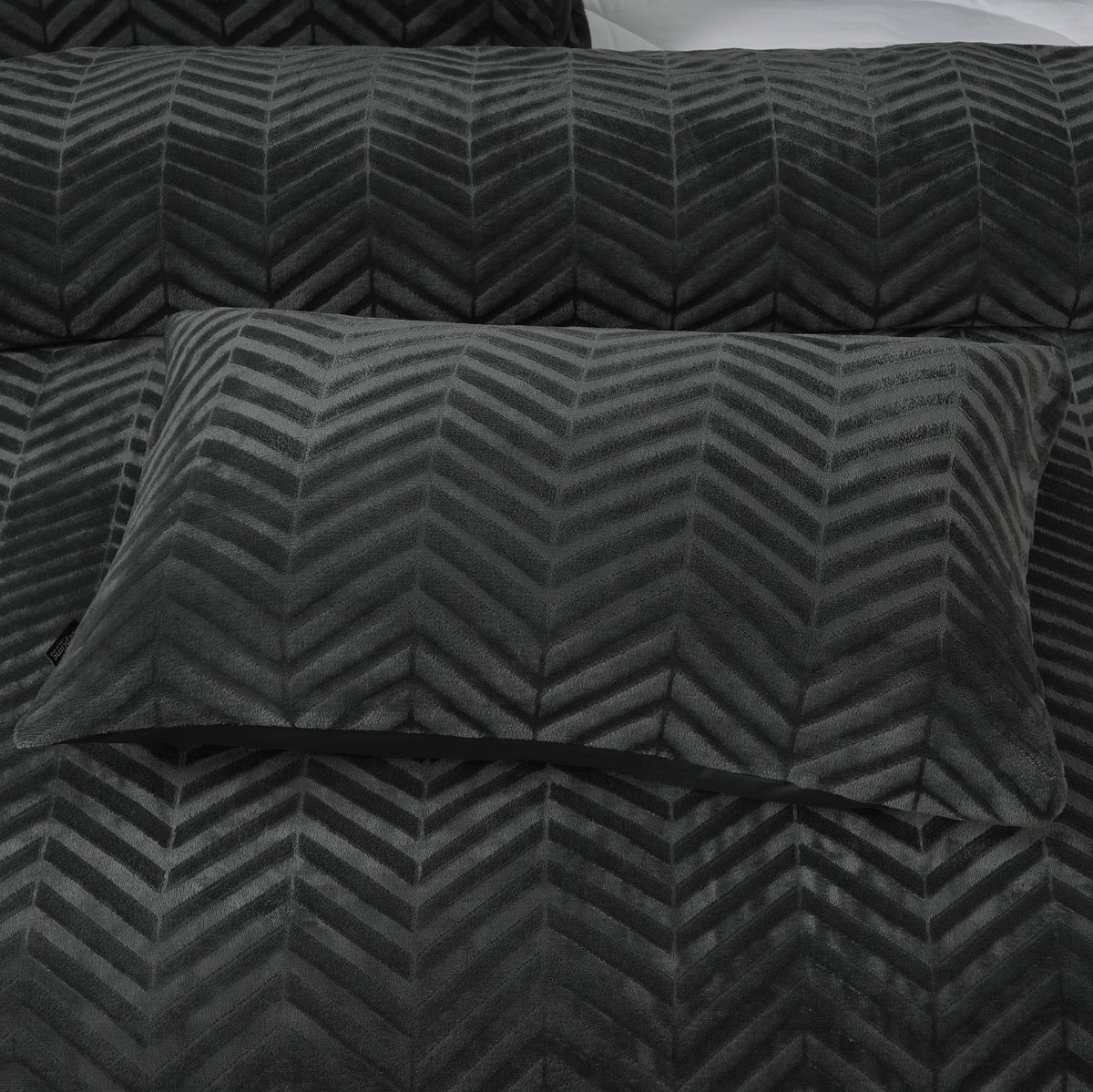 Dekbedovertrek teddy polyester chevron antraciet 200 x 200/220 cm, met kussenslopen voor de slaapkamer