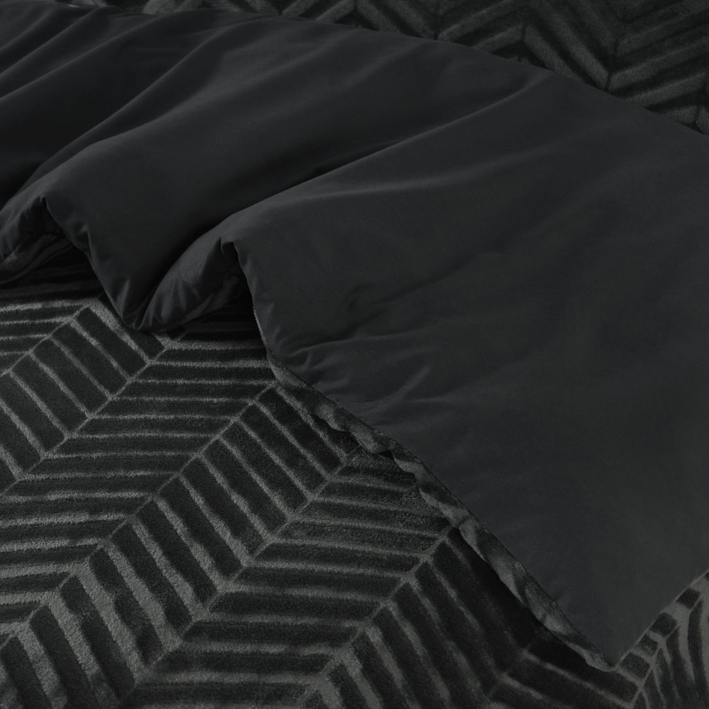 Dekbedovertrek teddy polyester antraciet chevron visgraat 240 x 200/220 cm, met kussenslopen