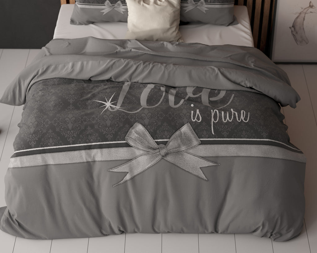Dekbedovertrek Pure Love grijs 240 x 200/220 cm, romantische print Our Love is pure voor de slaapkamer