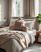Bedsteunkussen nepbont pompon taupe 34 x 50, stevig en wasbaar, voor lezen en tv-kijken in bed
