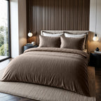 Dekbedovertrek fluweel effen taupe 240 x 220 cm, set met 2 kussenslopen 60 x 70 cm voor de slaapkamer